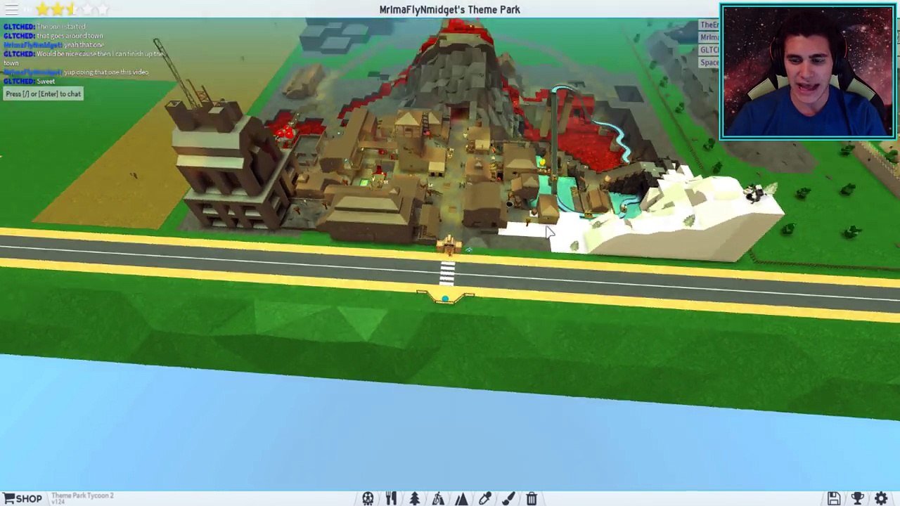 NEW Theme Park Tycoon! Ep. 11: Our Rundown Town! | Roblox