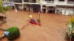 En Grèce, des torrents de boue déferlent dans les rues