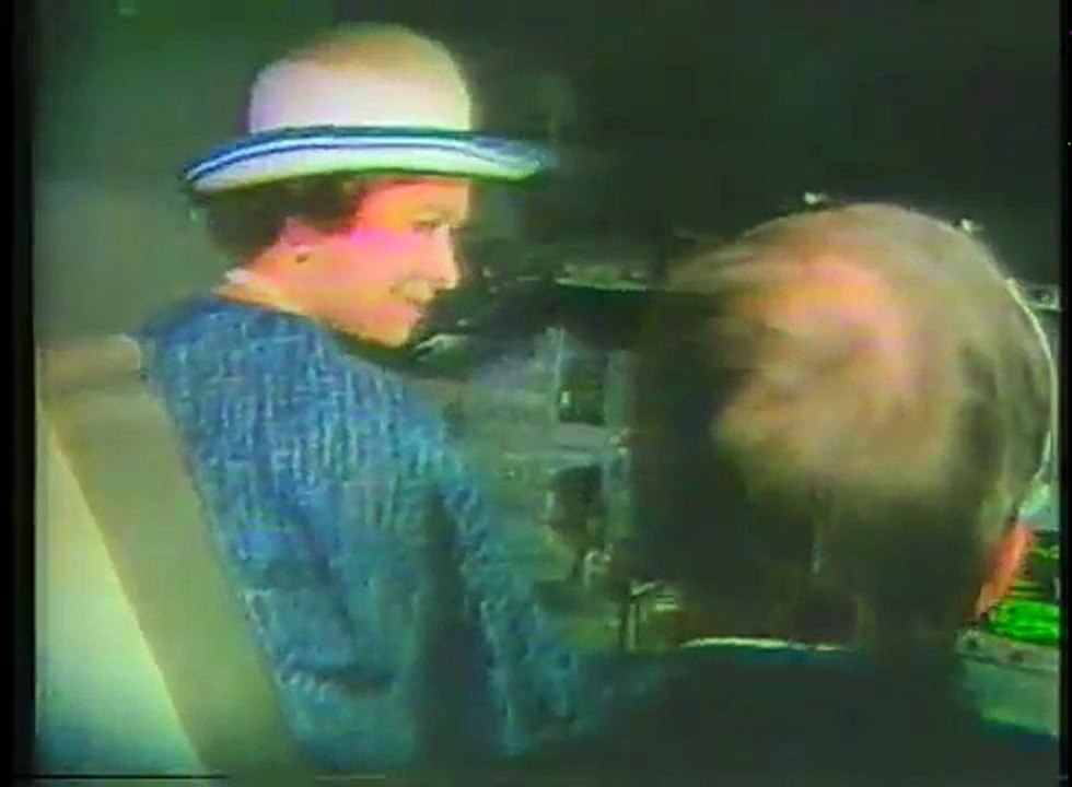 CBS Commercial Breaks - February 28, 1983 (M*A*S*H Final Episode, Part 1)