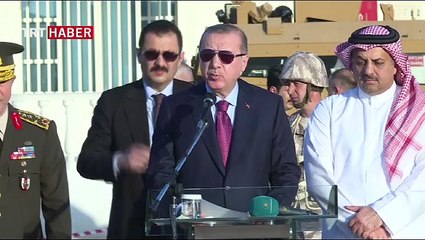 Cumhurbaşkanı Katar'daki Türk üssünü ziyaret etti