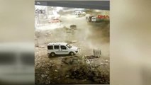 Diyrabakır Sur'da Yol Yapan İş Makinesine Molotof Kokteyli Saldırı