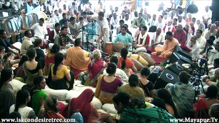 Shyamananda Prabhu Singing Hare Krishna Mahamantra Mayapur Kirtan Mela new Day 3
