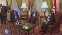 اجتماع لرؤساء وزراء خارجية مصر وتونس والجزائر لحل الأزمة في ليبيا