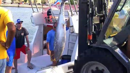 1 mètre 65 et 60 kilos pour l'embarcation de Jacques Champoleon