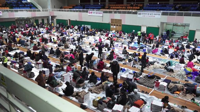 대피소 이재민 이틀 밤 뜬눈...전쟁통 피난민 방불 / YTN