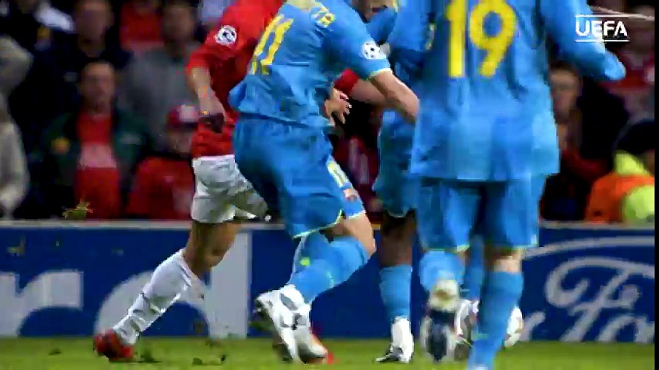 Paul_Scholes_screamer_from_every_angle!_Manchester_United_v_Barcelona(1)