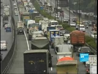 'Bike to work' in Jakarta-Report-EN-FRANCE24