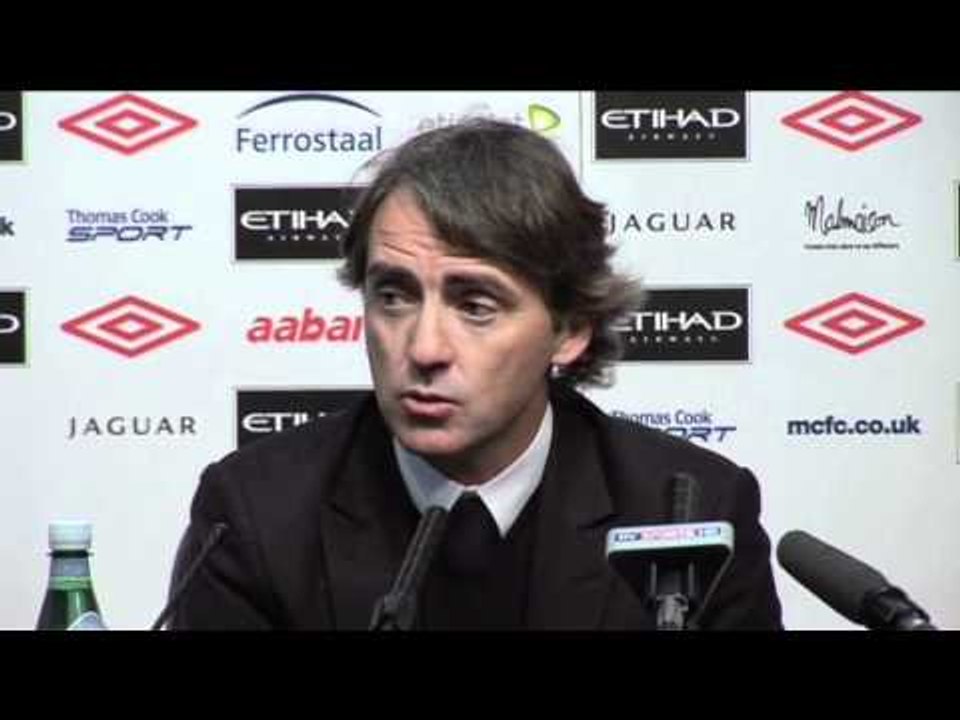 Roberto Mancini - "Tevez wants to stay"
