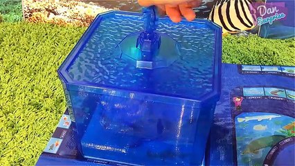 SEA ANIMALS TOYS WATER PARK POOL ZOO PLAYSET FOR KIDS - Learn Sea Animal Names Penguin Takara Tomy