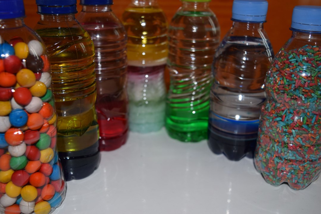 Membuat Warna-Warni botol bekas (Make colored bottles used)