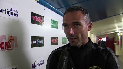 L'entraîneur Martégal Jérôme Erceau dans les vestiaires de Turcan