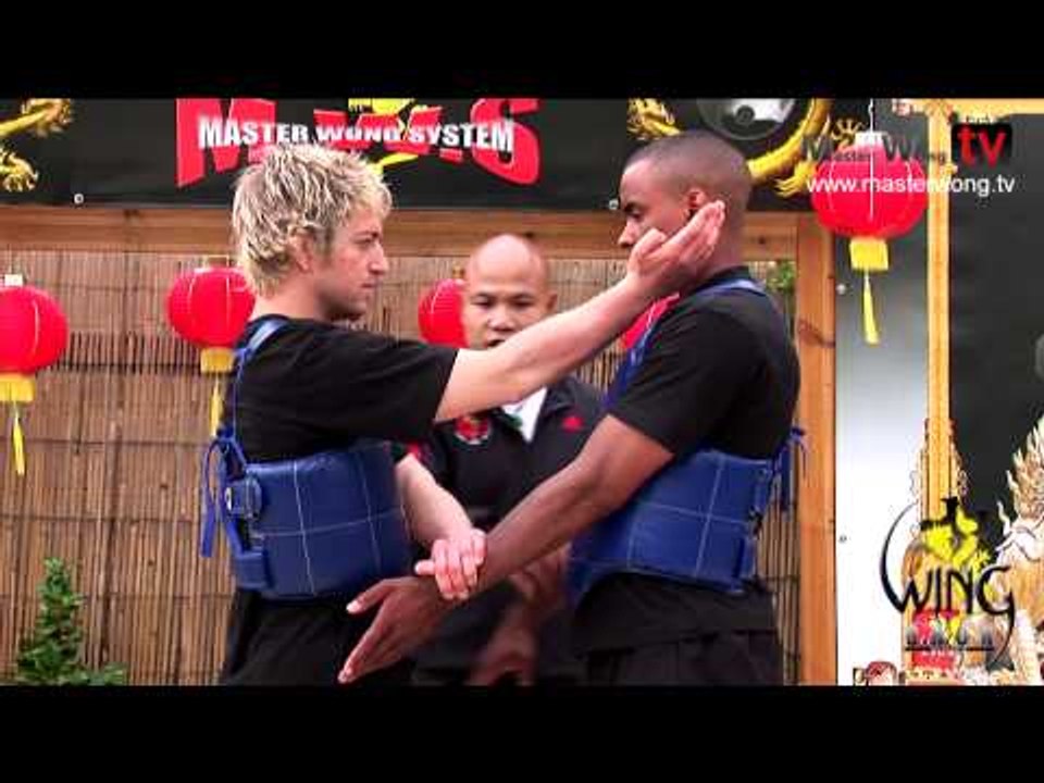 Wing Chun techniques - lesson 25 (Trap, chop, elbow)