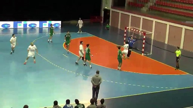 Images, buts et interviews pour ce match Nîmes-Istres