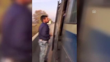 Durdurulan Minibüsten 29 Öğrenci Çıktı