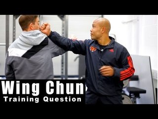 Wing Chun Training - Wing Chun How to block a straight punch. Q1