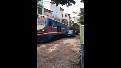 Juvenal, onde você estacionou o caminhão da empresa?