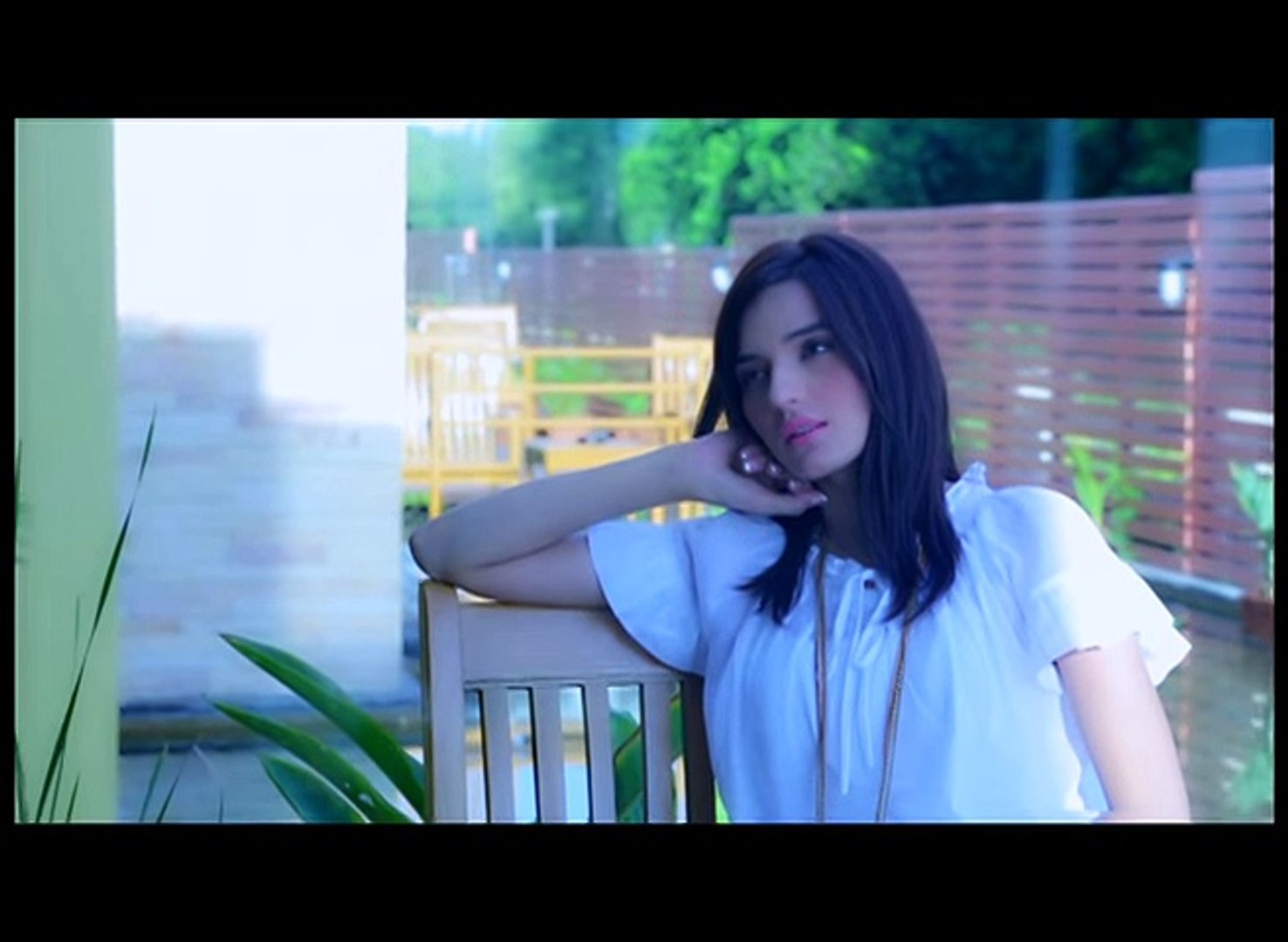 ⁣Hunjoo - Sadia Khan - Bilal Saeed - Official Music Video - 2015 - YouTube