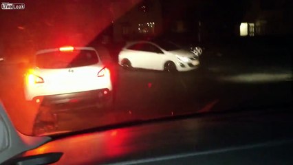 Ils trouvent des inconscients qui textotent en conduisant pour leur faire peur