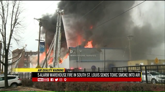 St. Louis Warehouse Fire Sends Toxic Smoke Into the Air