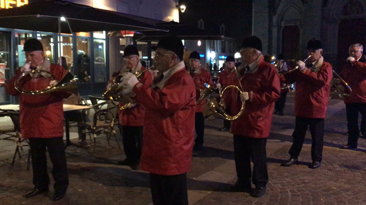 Les cors de chasse sonnent le beaujolais nouveau