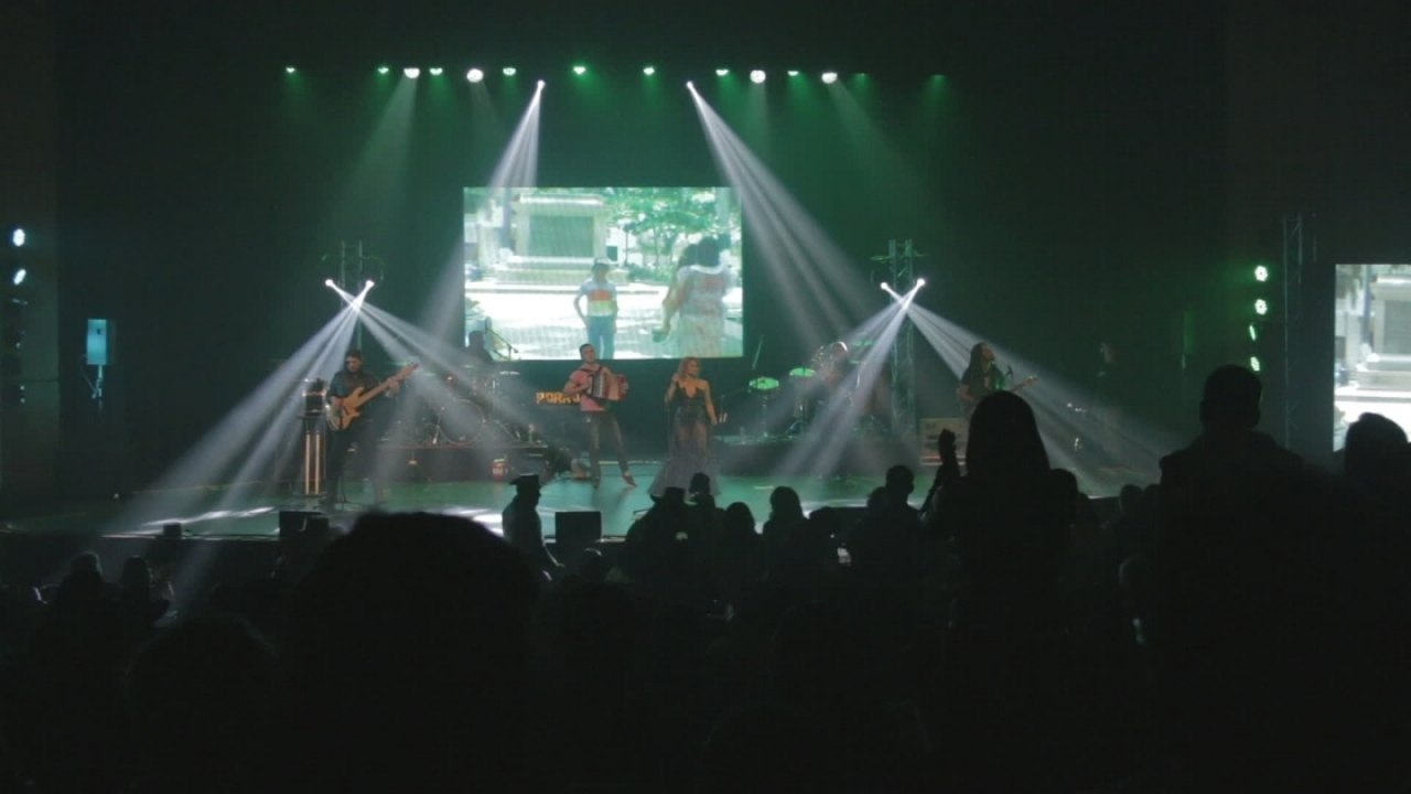 Adriana Lucía - Porrock en vivo (Show)