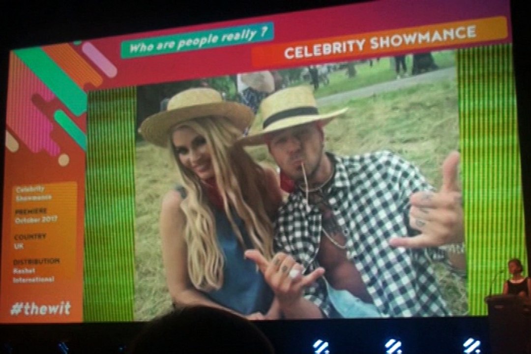 6. Celebrity Showmance
