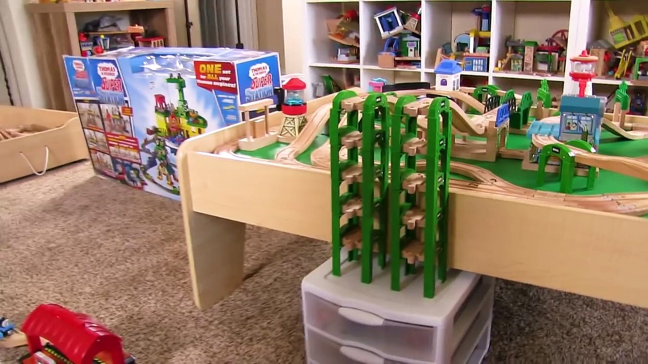 Thomas and Friends _ Thomas Train MEGA SUPER STATION with Trackmaster and Brio _ Toy Trains for Kids-rKD8zqpn3gw