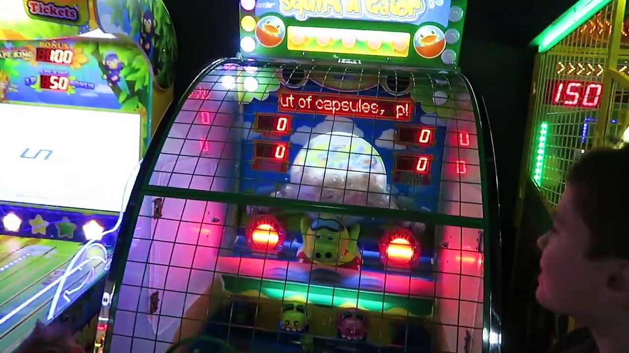 VLOG - NOCTURNE à La Tête dans les Nuages à Paris - La plus grande salle de jeux dEurope !