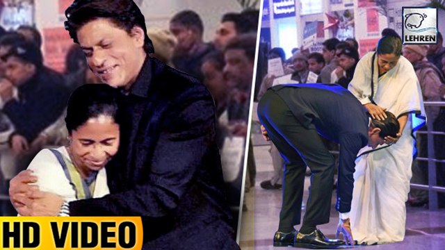 Shah Rukh Khan Touches Mamata Banerjee's FEET At Airport