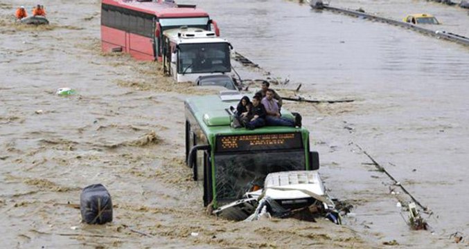 Uzmanlardan Kuvvetli Yağış Uyarısı! İstanbul Dahil 8 Kentte Afet Riski Var