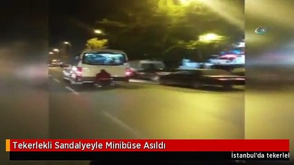 Tekerlekli Sandalyeyle Minibüse Asıldı