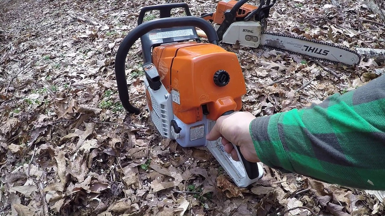 The Chainsaws - Only Stihl In My House