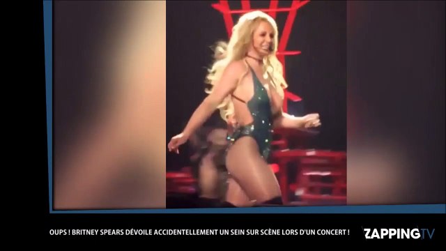 Britney Spears dévoile accidentellement un sein sur scène... Oups