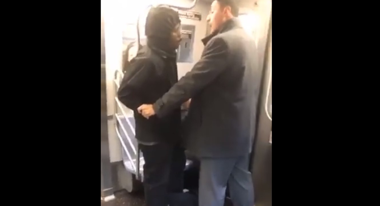 Man Assaults Woman on New York Subway After She Challenges Him for 'Manspreading'