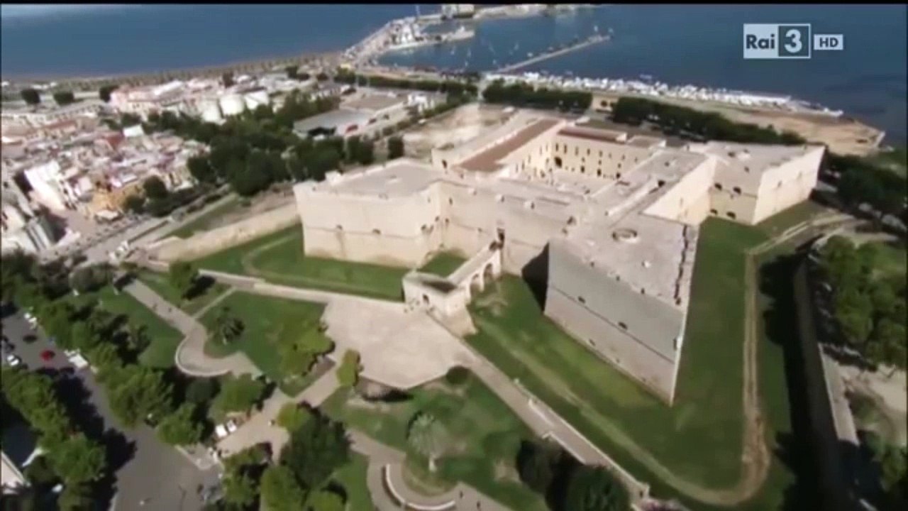 La Cattedrale di Trani ad Ulisse ("Splendori di Puglia" con Alberto Angela)