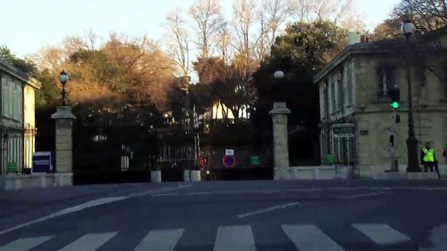 Voilà à quoi ressemblent les rues de Marseille après l'évacuation.