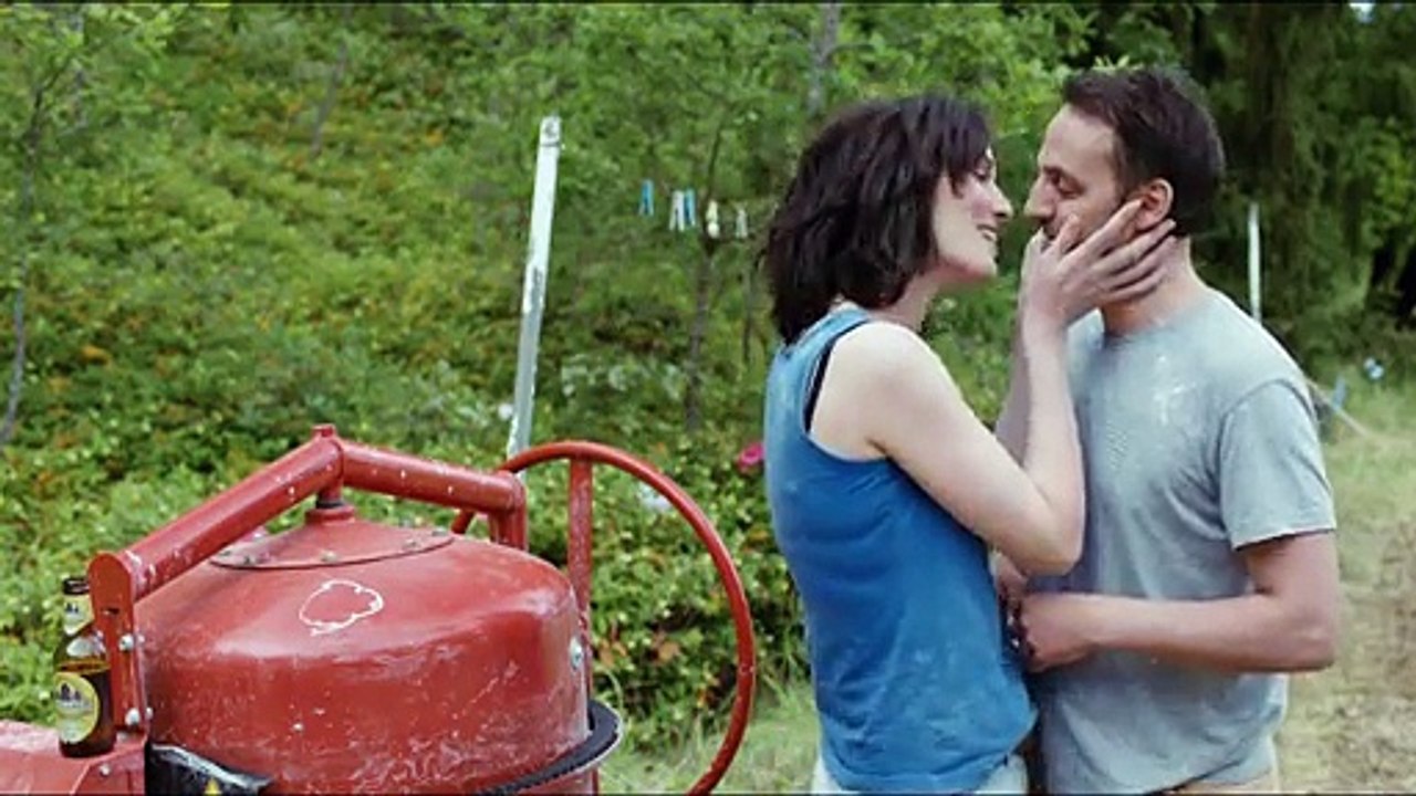 Diane a les épaules Bande-annonce / Trailer