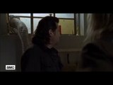 The Walking Dead - 8x05 - extrait avec Eugene et Dwight(VO)