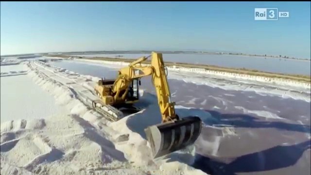 Margherita di Savoia a Ulisse ( Splendori di Puglia con Alberto Angela)