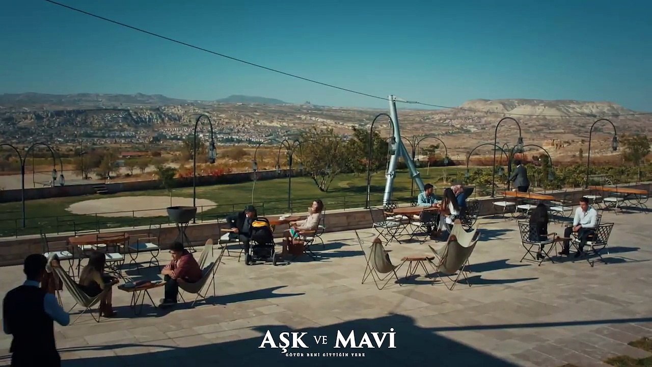 Aşk ve Mavi 41.Bölüm - Safiye, Cemal’e ve Ali’ye biber gazı sıkıyor!