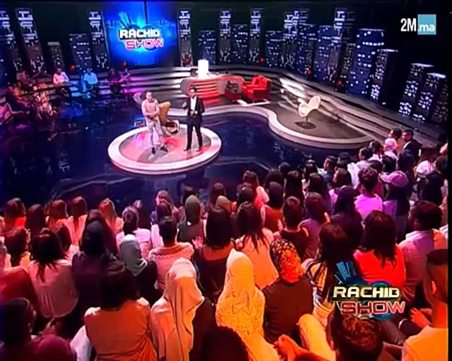 أيمن السرحاني يشتغل سائق تاكسي في الدار البيضاء في 'رشيد شو'