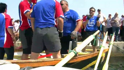 La joie des rameurs vénitiens après la victoire en coupe PACA.