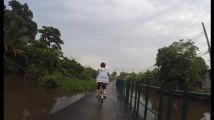 À Bangkok, cette association veut relier les quartiers oubliés à la ville par le vélo