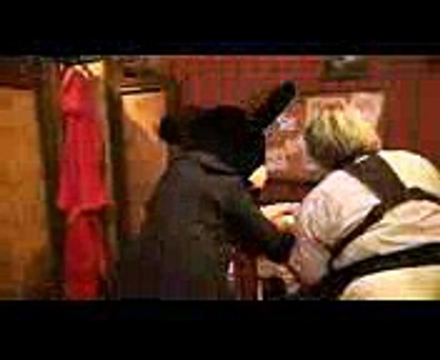 Talking Mickey Mouse at Mickey's Very Merry Christmas Party 2016 in Holiday Outfit - Magic Trick