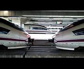 Download Video: Acople dos ramas Ave Serie 103 Siemens Renfe Barcelona Sants