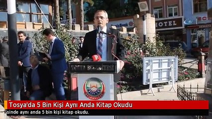 Tosya'da 5 Bin Kişi Aynı Anda Kitap Okudu