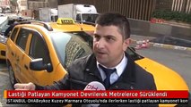 Lastiği Patlayan Kamyonet Devrilerek Metrelerce Sürüklendi