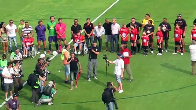 Le pilou-pilou à Mayol avant le match RCT-OM, comme si vous y étiez