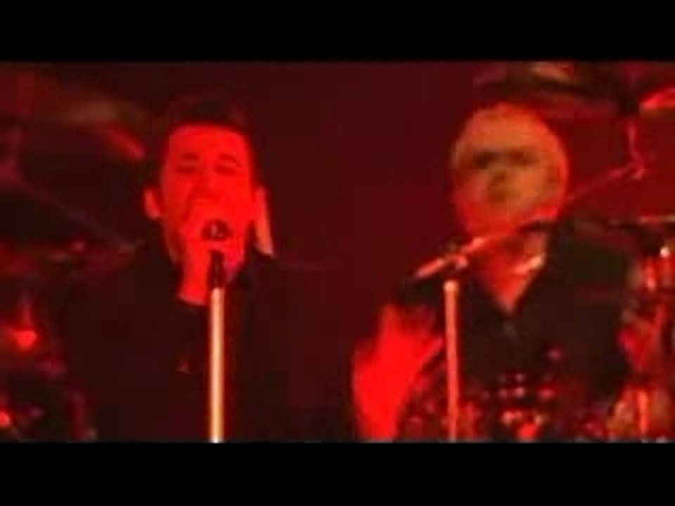 Depeche Mode - A Pain That I'm Used To (Live 2006)