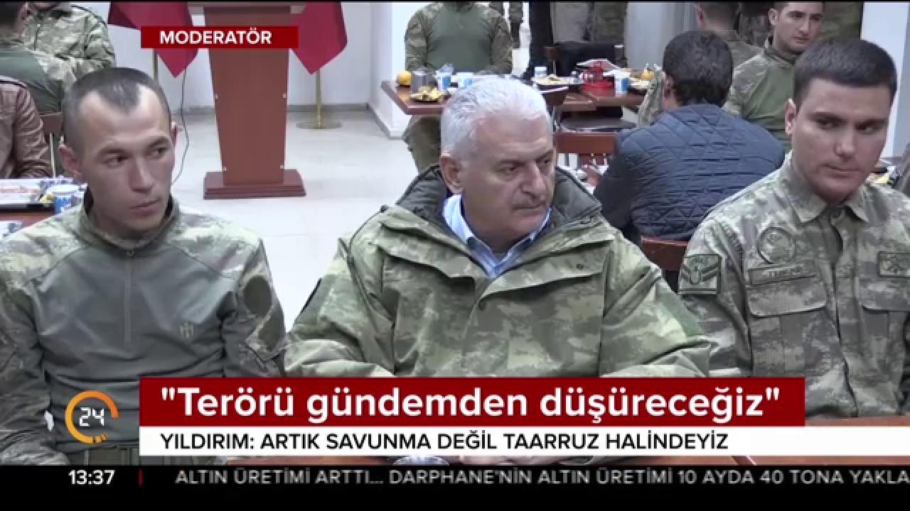 Esnafla sohbet etti